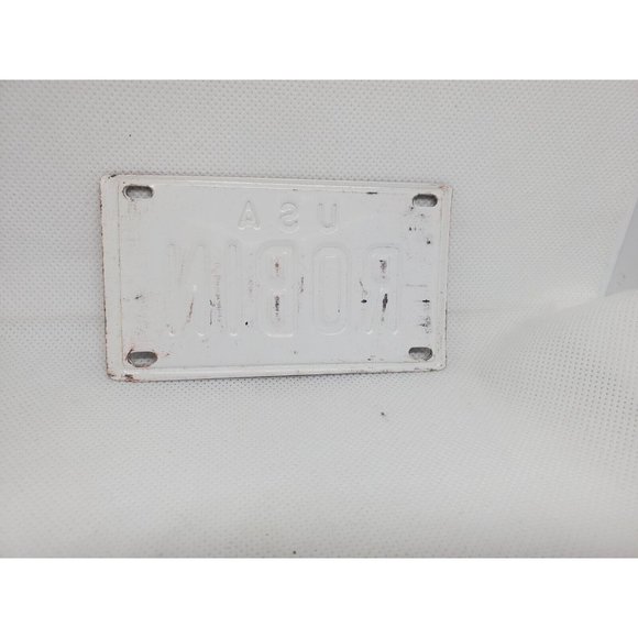 U.S.A Robin Personalized White Red Collectible Mini License Bicycle Bike Plate - Picture 3 of 7